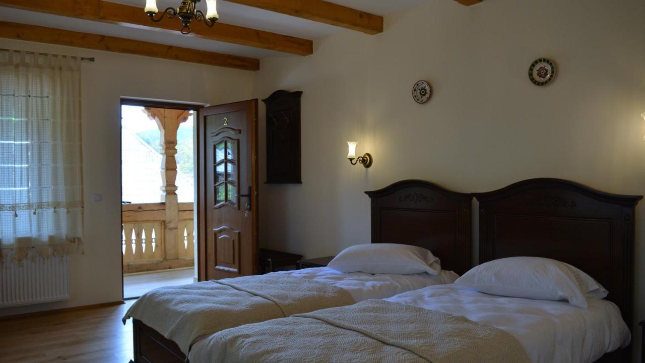 Valea Muntelui Hotel Bîrsana Exterior foto