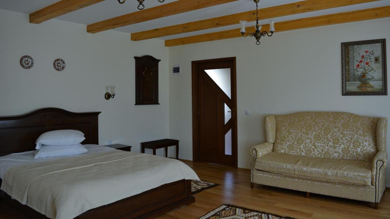 Valea Muntelui Hotel Bîrsana Exterior foto